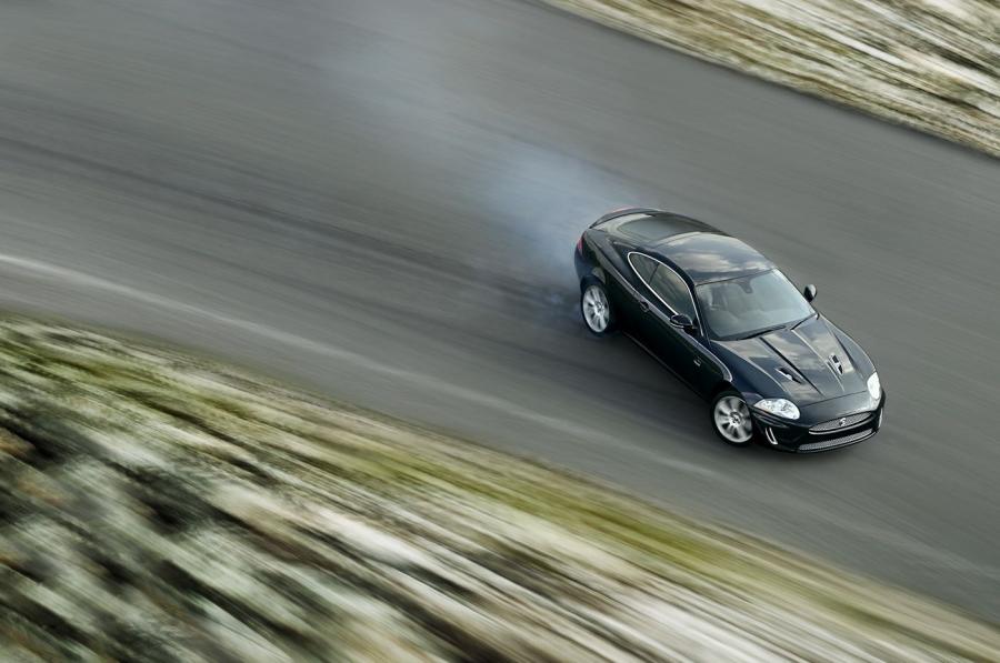  Jaguar XKR Coupe 2009 года  (фото 107 из 132)